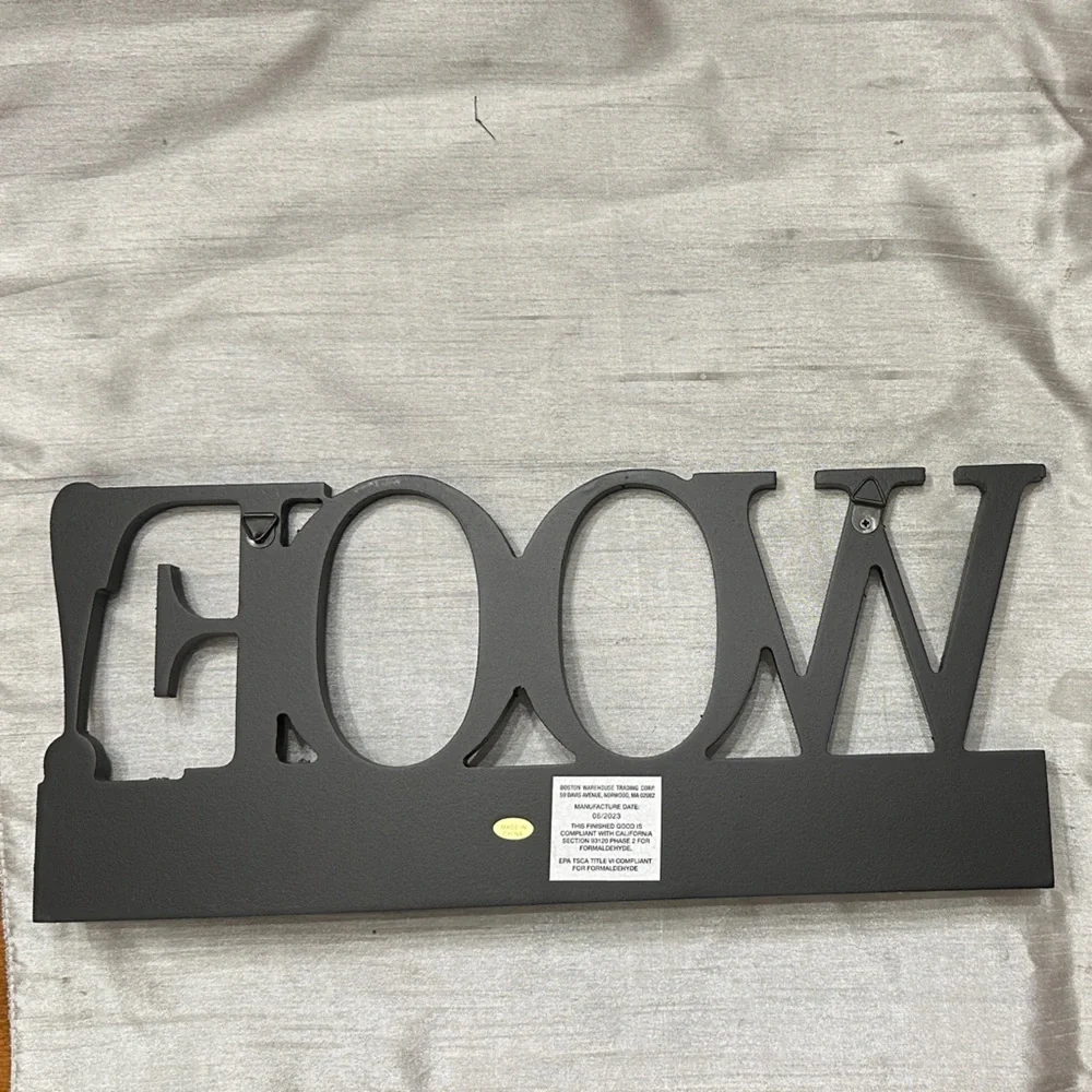 Black 'Woof' Wall Hook Decor